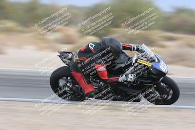 media/Nov-15-2025-Race Pace (Sat) [[8de605a2d8]]/Verified Riders/Turn 8 Inside (935am)/